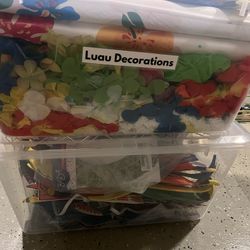 2 Bins Of Tropical Party Decor