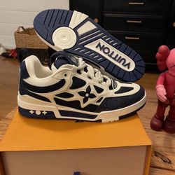Louis Vuitton Skate Marine Blue Size LV 8 / US 9-9.5 MINT CONDITION AUTHENTIC