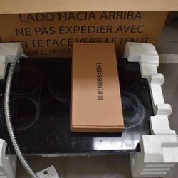 Whirlpool Gold 30 inch Stainless 5 Burner Electric Cooktop BRAND NEW Paid $1200
