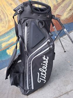 Titleist golf bag