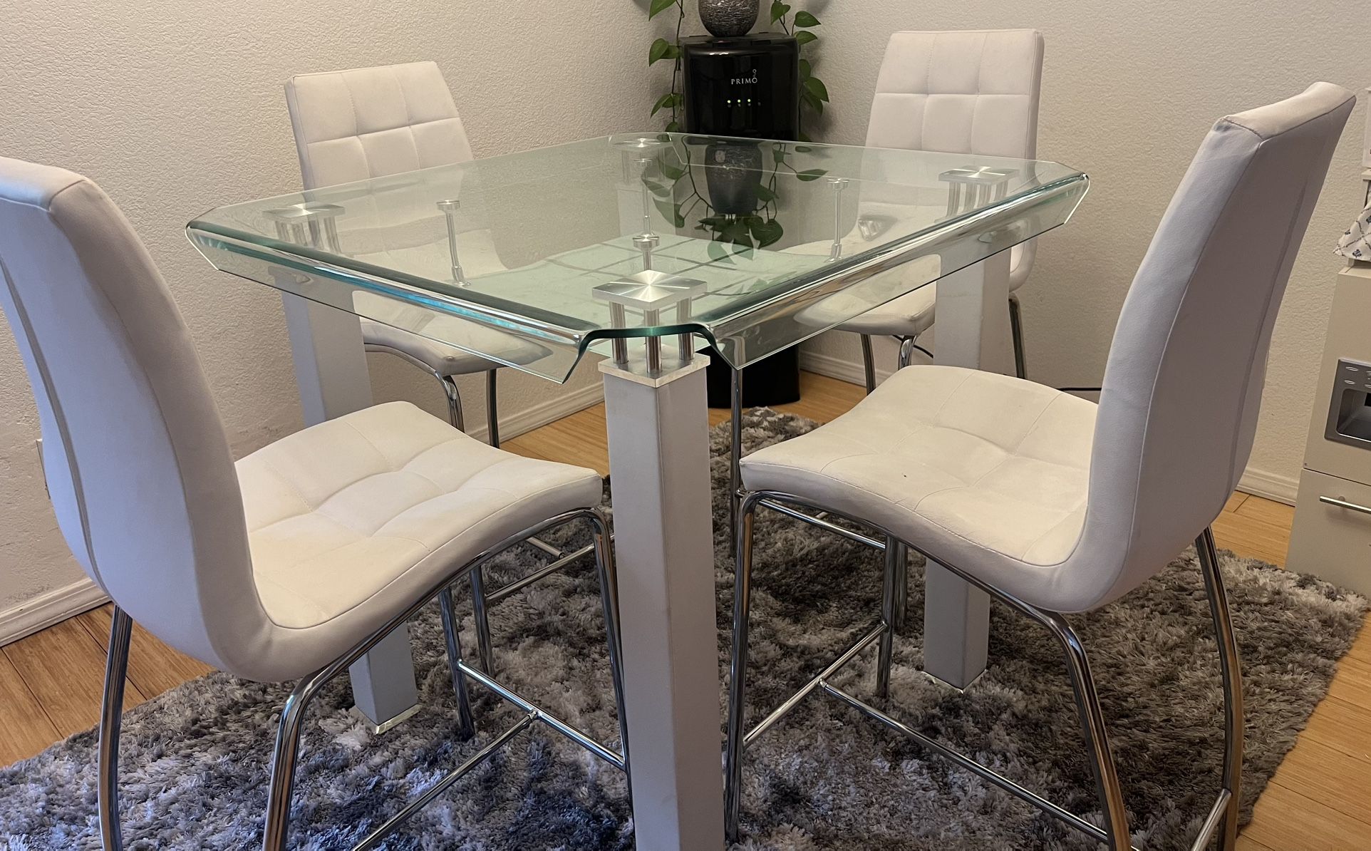 Dining Table With 4 Chairs And Coffee Table