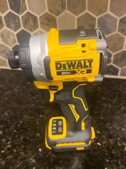 DeWALT DCF860 impact driver (tool only)