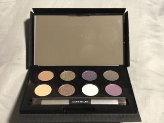 New Laura Geller eye shadow palette- in box