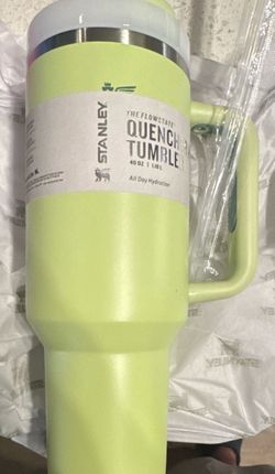 Stanley FlowState Quencher 40 oz Green Stainless Steel Tumbler w/ Handle & Lid