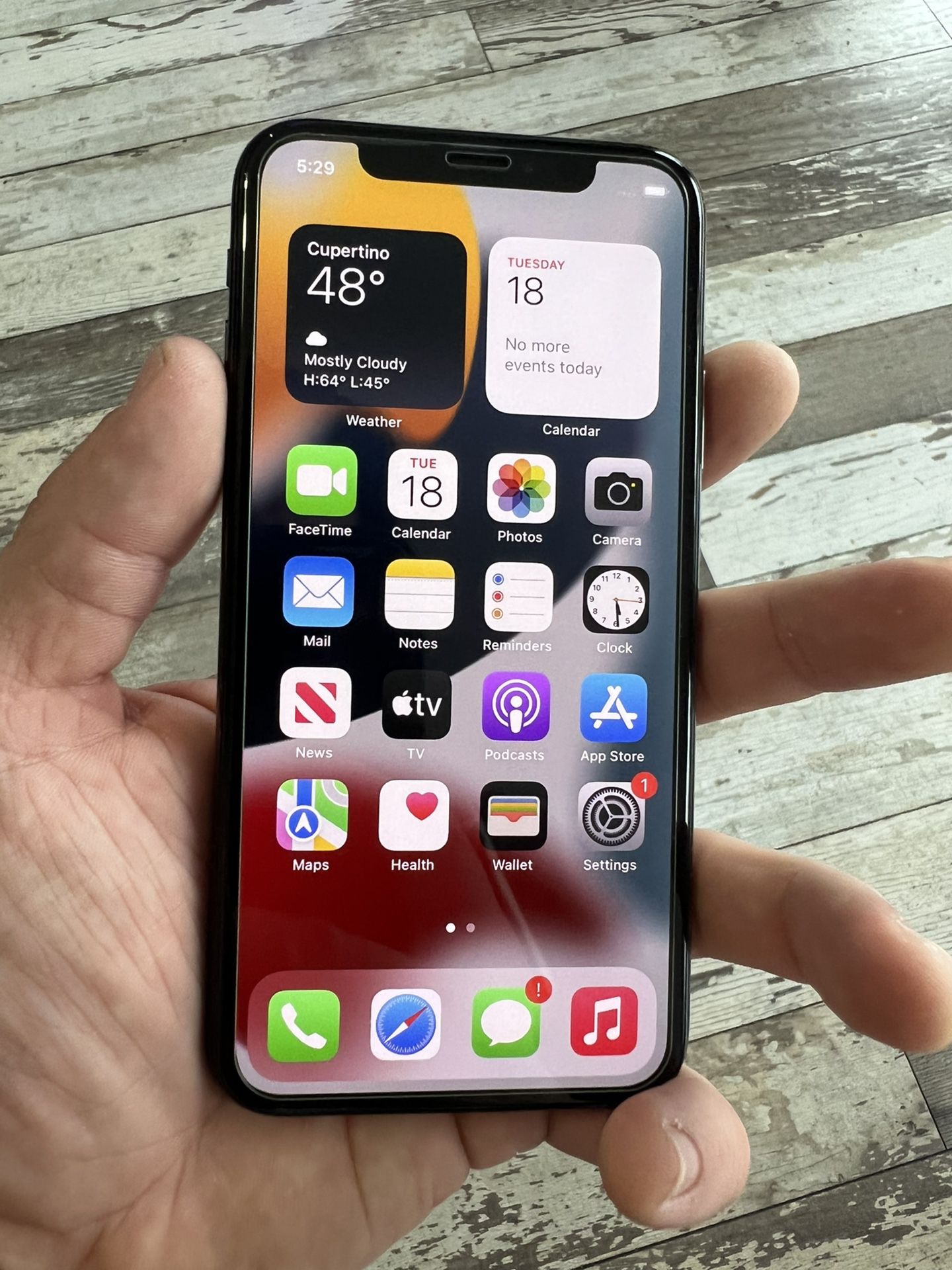 iPhone X W/ New Tempered Glass And Charger 