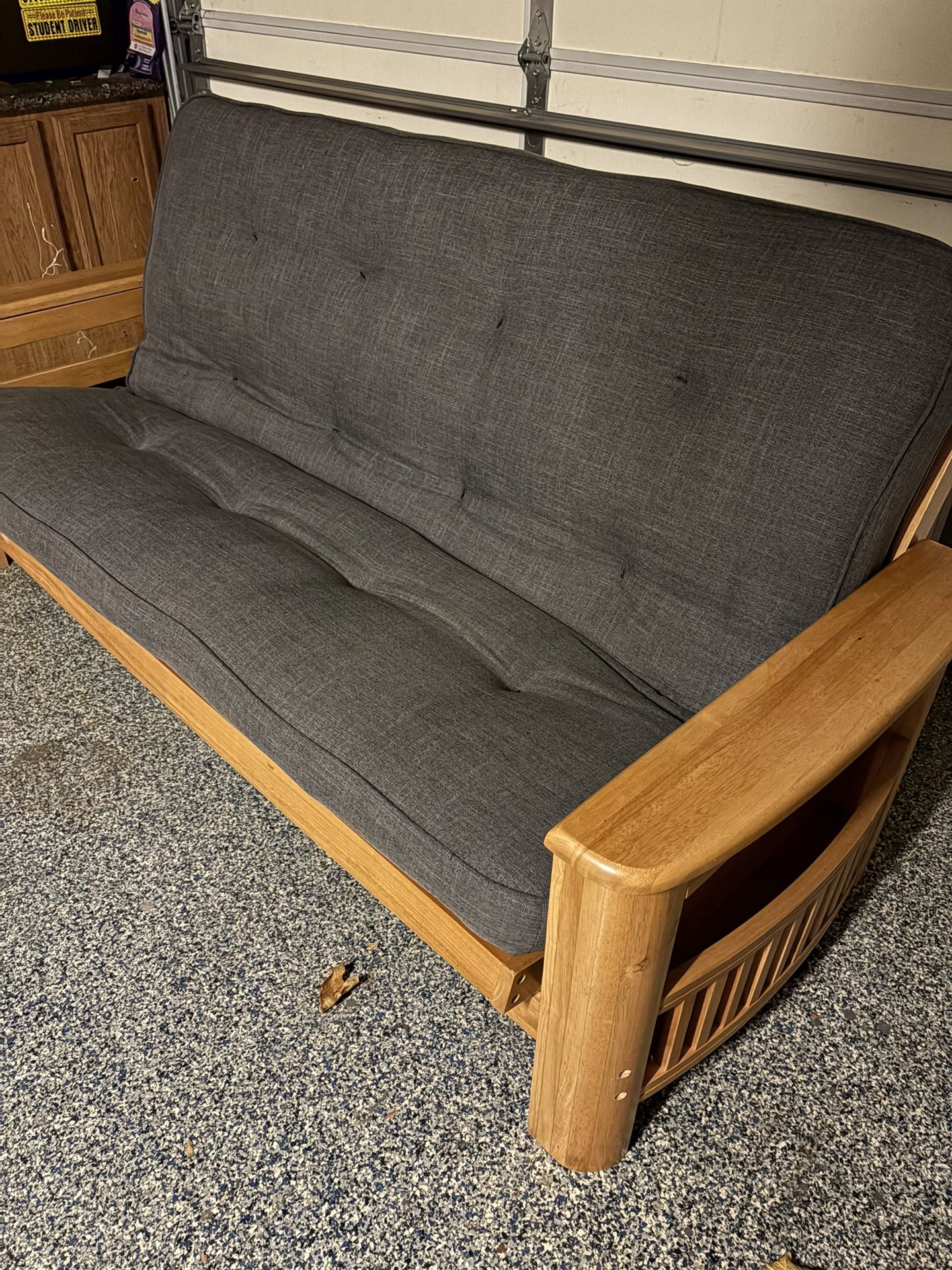 Convertible Futon sofa Bed