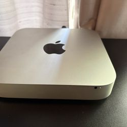 Mac Mini 2.3GHz i5 | 16 GB Ram, 256 GB SSD