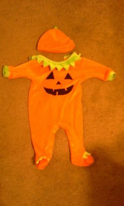 Pumpkin Costume size 3 months