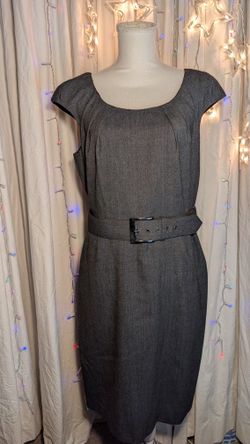 Antonio Melani Size 12 Business Suit Dress with Detachable Belt.
