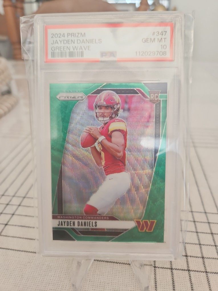2024 Prizm Jayden Daniels Green Wave PSA 10