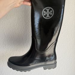 Tory Burch Boots 