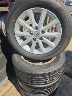 4 used wheel toyata cambry $300