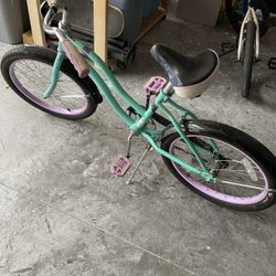 Girls Huffy Fairmont Cruiser 20inch