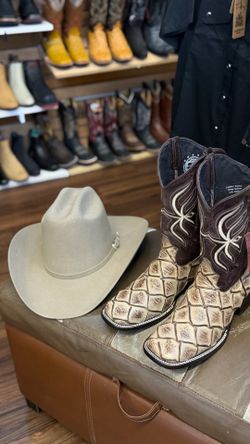 Botas y texana para hombre