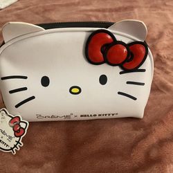 Hello Kitty Makeup Bag