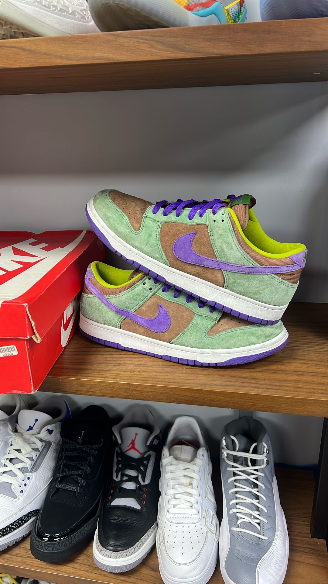 Nike Dunk Veneer Size 12.5