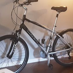 Amazing Condition..... trek NAVIGATOR100 MENS L .... Comfort Hybrid Bike 