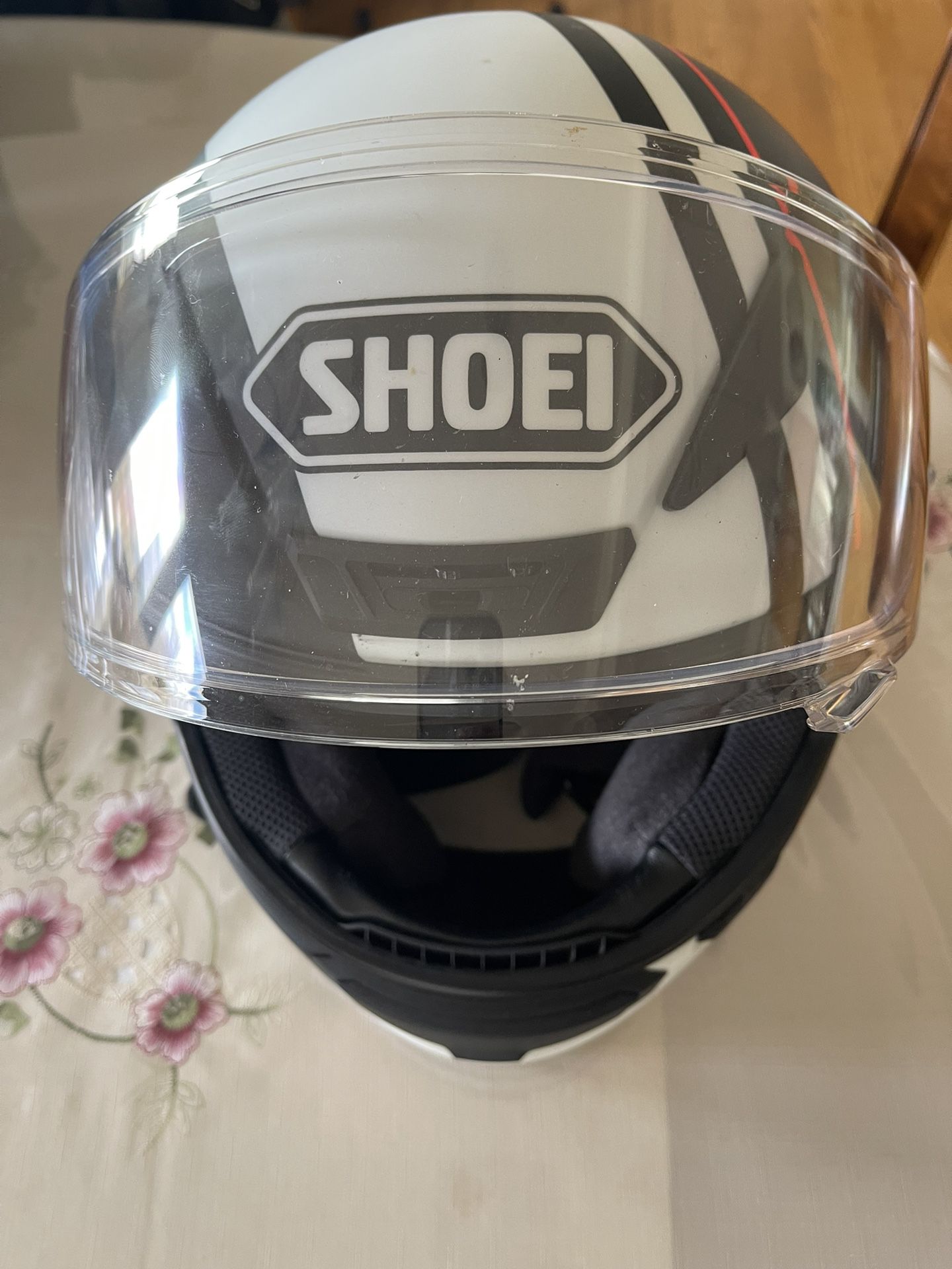 Shoei RF 1200 Motorcycle Helmet Size M