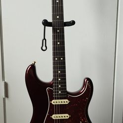 Fender Strat Deluxe Drive Bordeaux Metallic