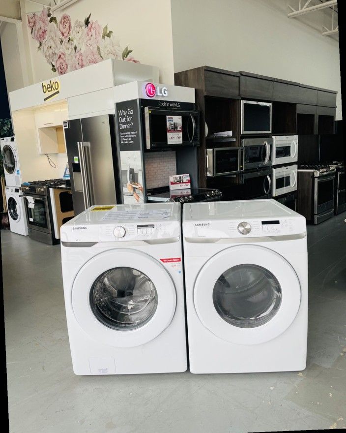 NEW SAMSUNG front Loading Washer And Dryer Set WF45TAWDVE45TW X4C4 for Sale in Sunset Valley