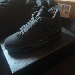 Jordan 4 Black Cat Size 9