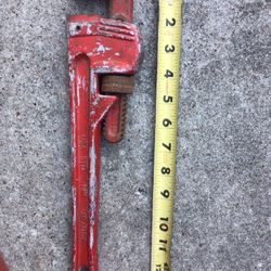 13" adjustable pipe crescent wrench red machine shop tool auto mechanic 
