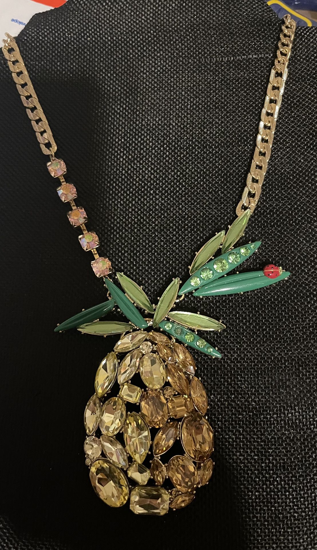 BETSY JOHNSON DISCONTINUED PINEAPPLE NECKLACE GORGEOUS 