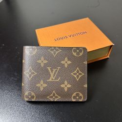 Louis Vuitton Women's Brown Wallet-purses