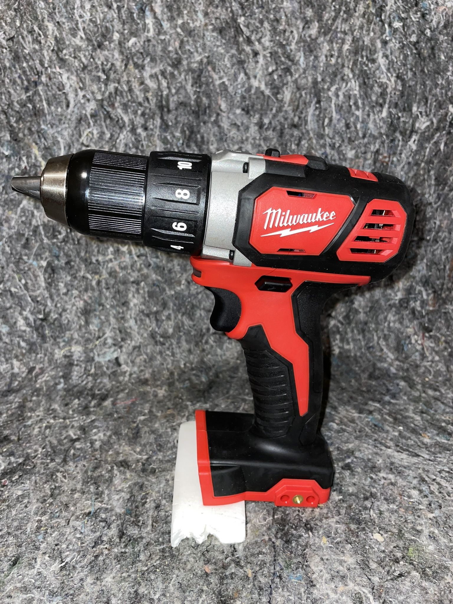 Milwaukee M18 18V Lithium-Ion Cordless 1/2 in. Drill Driver (Tool-Only)