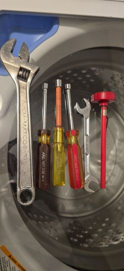 Misc Snap-on, Mac, and Matco tools. ( Read description)
