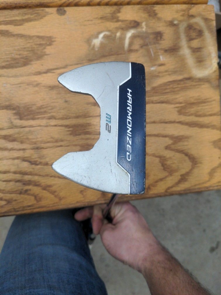 Wilson M2 Putter