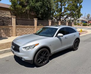 2017 Infiniti