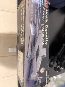 Pro-Lift E-S Lift Scissor Jack