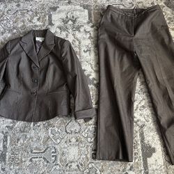 Women’s 2 Piece Suit Le Suit Size 6 Petite