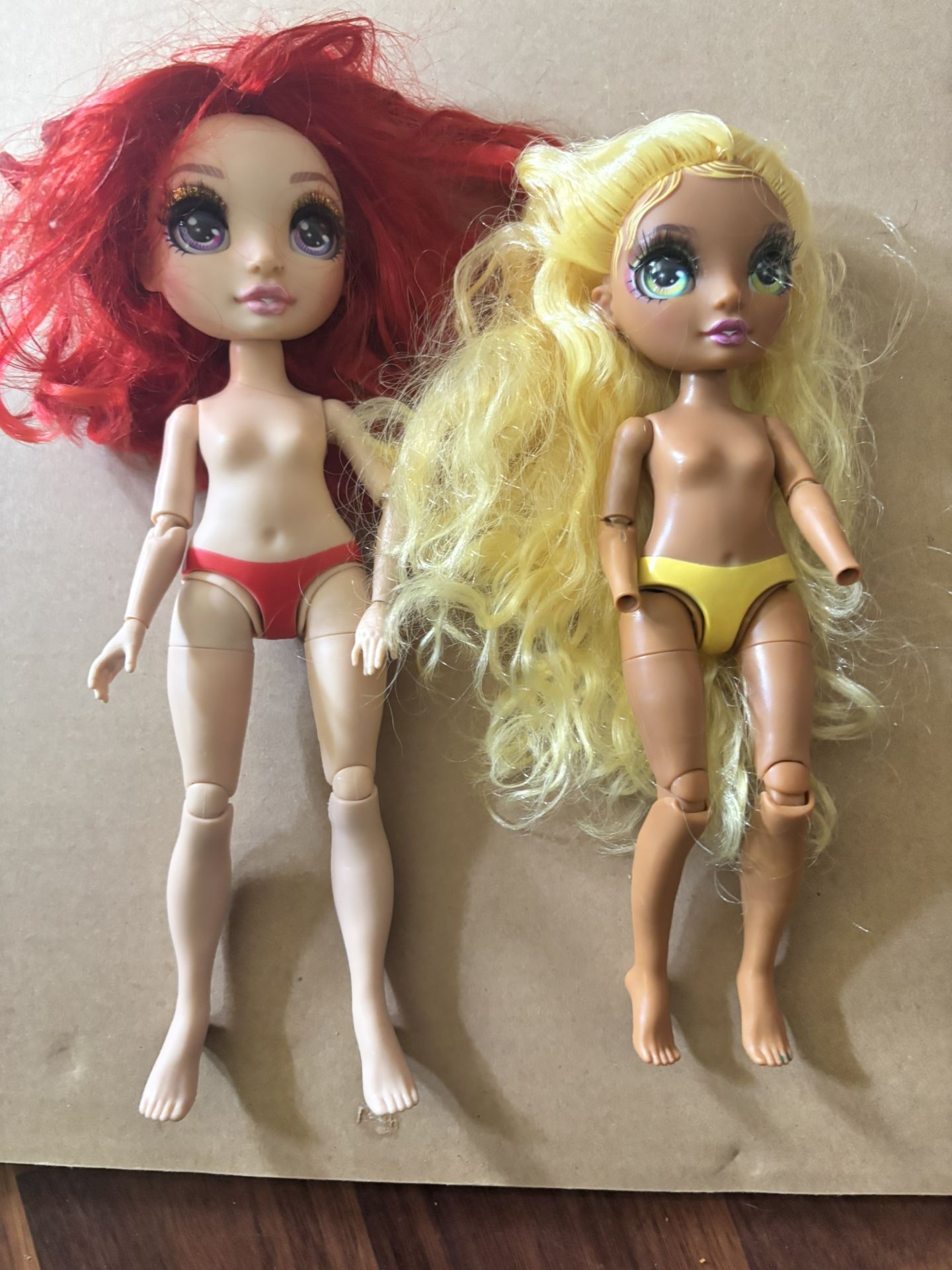 2 Rainbow High Dolls