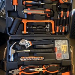 Portable Tool Box 