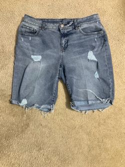 Time and Tru Distressed shorts size 14