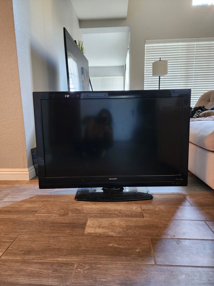 SHARP 42 Inch T.V