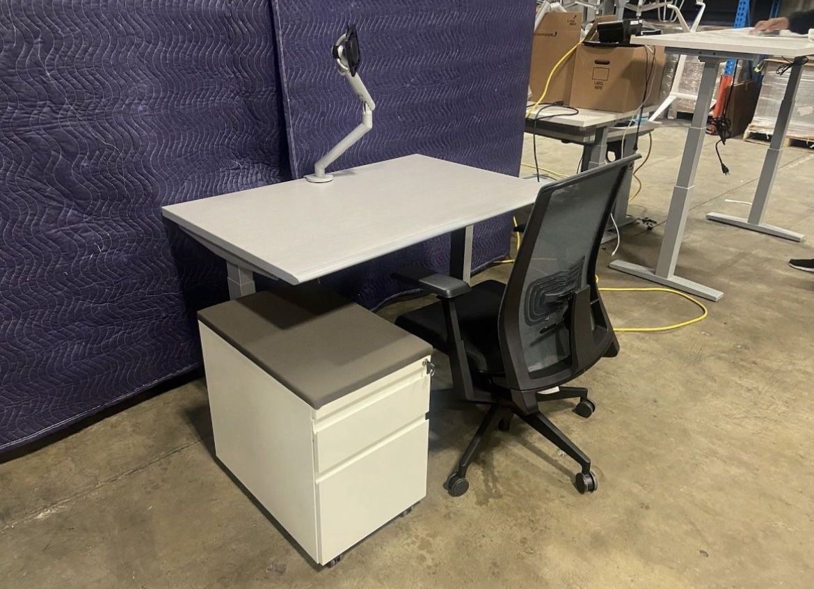 Herman Miller Single Flo Monitor  Arm! We Have Several Available! We Also Have Monitors, Docking Stations, Chairs, Standing Desks, And More!!
