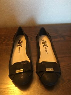 Anne Klein flats size 6