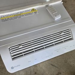 GE Profile ClearView U Shaped AC Unit