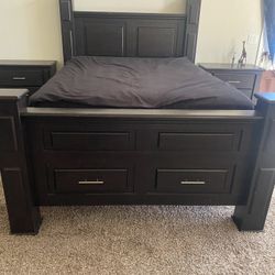 Queen Bed Set