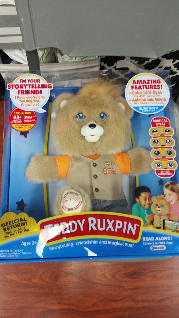 Teddy Ruxpin bear. New