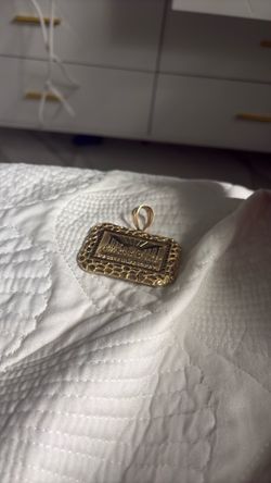 10kt Gold last supper pendant