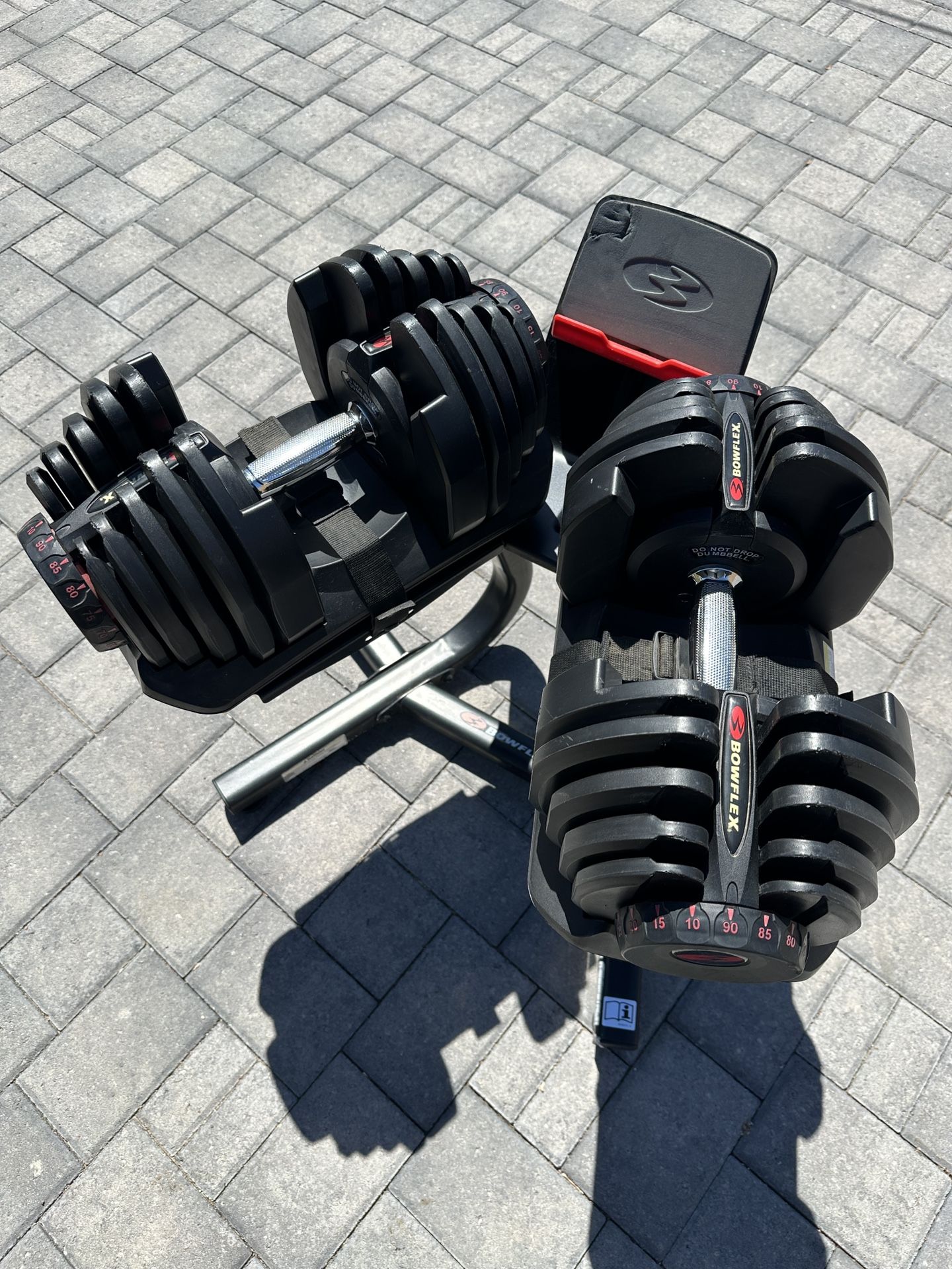 Bowflex 1090 Dumbbells With Stand