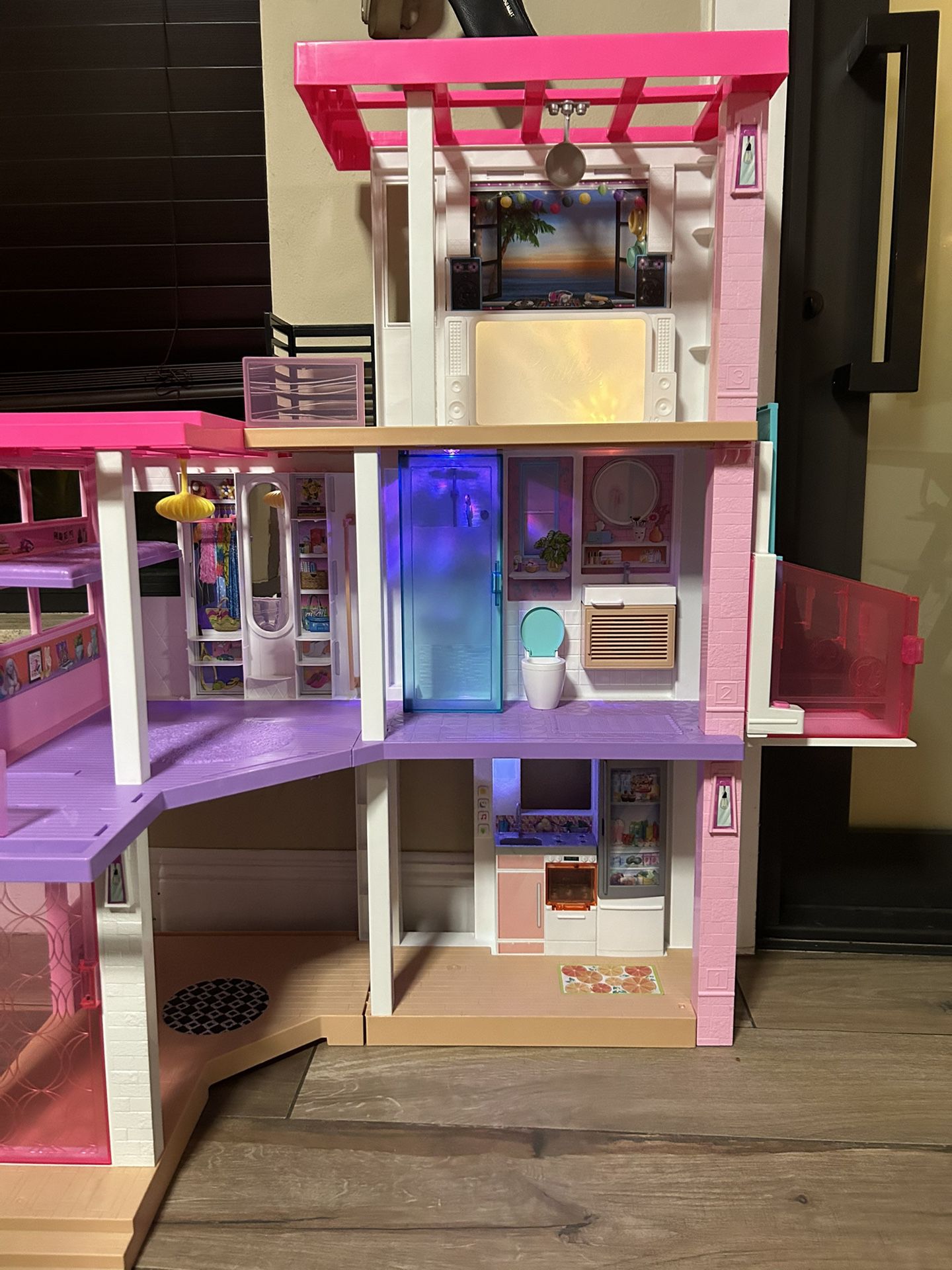 Barbie dream house toy play doll house 