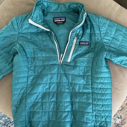 Patagonia Women’s Pullover 