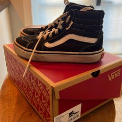 Boy’s Vans High tops 