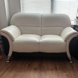 Tv, Dressers, Couches Good Condition 