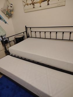 Rent room for Coachella and stage coach